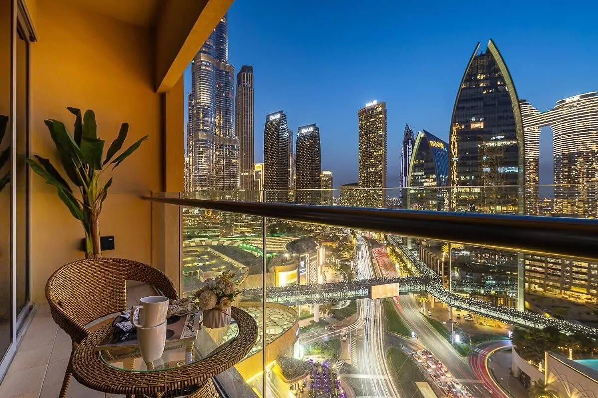 Frank Porter - Emaar Residences Fashion Avenue Dubai Apartment