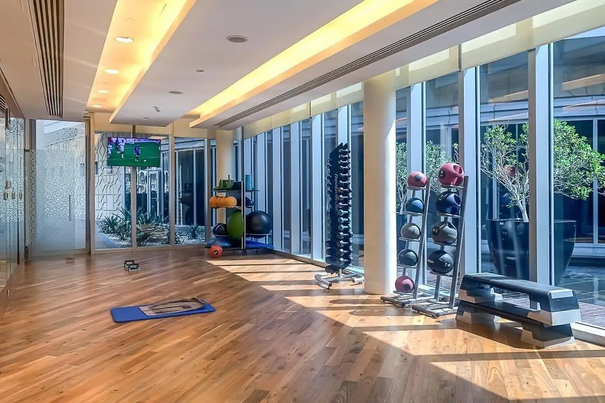 Frank Porter - Emaar Residences Fashion Avenue Dubai United Arab Emirates